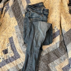 American Eagle Next level stretch skinny jeans Size 2